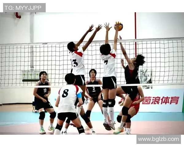 上海排球队的默契配合与战术探讨:聚焦排球的团队精神与协作技巧 上海排球队的默契配合与战术探讨:聚焦排球的团队精神与协作技巧