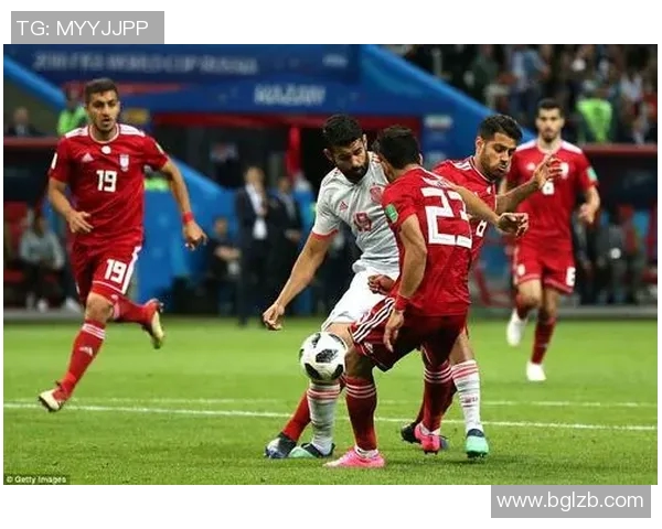 伊朗足球明星阿资蒙的辉煌历程与未来展望解析